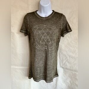 L.O.L. Vintage Olive Green Geometric Star Short Sleeve Tee